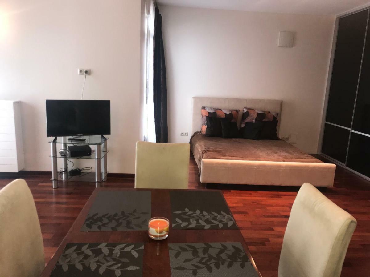 Apartament Gdanski Varşova Dış mekan fotoğraf